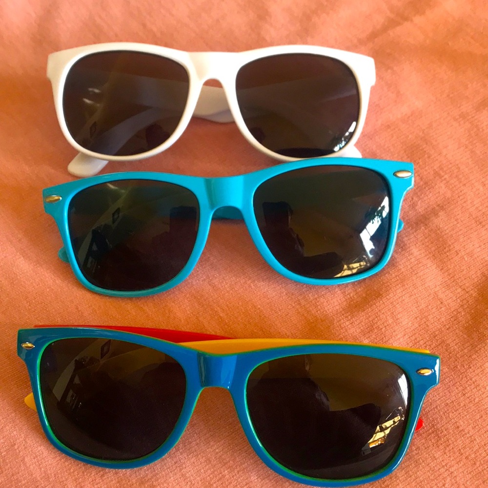 Bundle of outdoor glass 👓